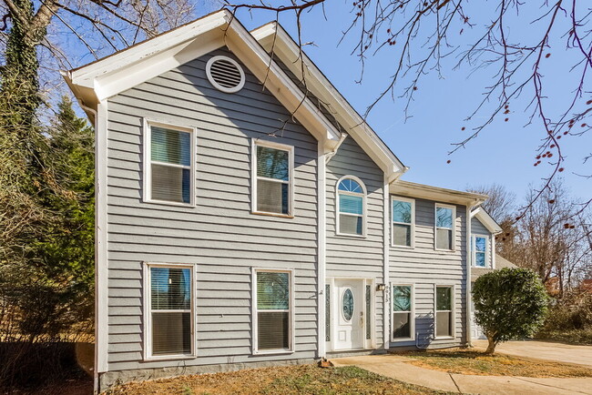 Building Photo - 9915 Manbey Ct