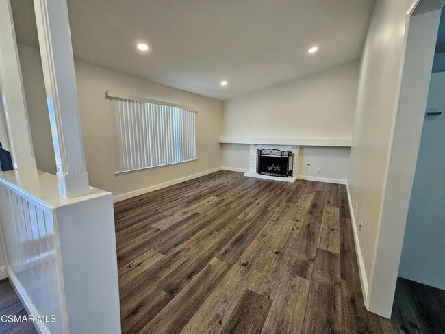 Foto del edificio - 14353 Loyola St