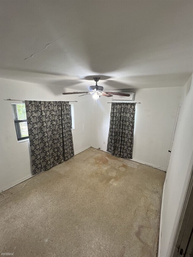 Foto del edificio - 3 br, 2 bath House - 1141 NE 154th Ter