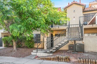 Building Photo - 3602 Gaylord Dr