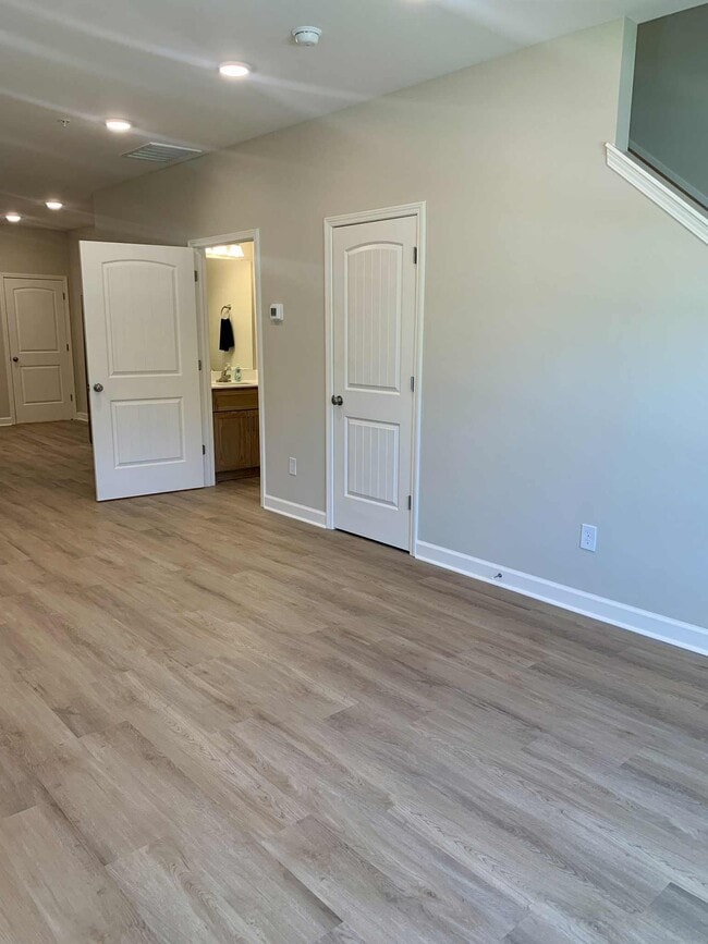 Foto del edificio - 129 S 5th St