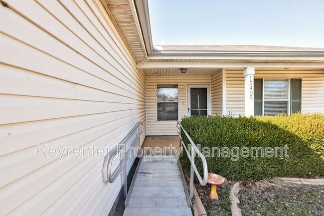 Building Photo - 15405 Acacia Rd