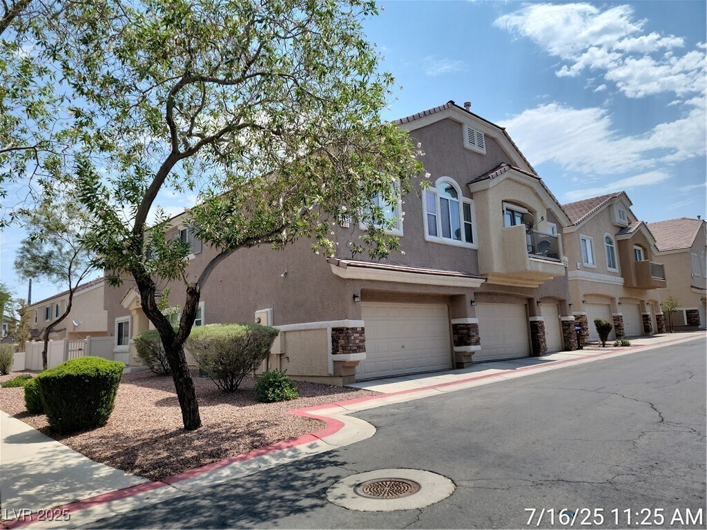 Foto principal - 1152 Harts Bluff Pl