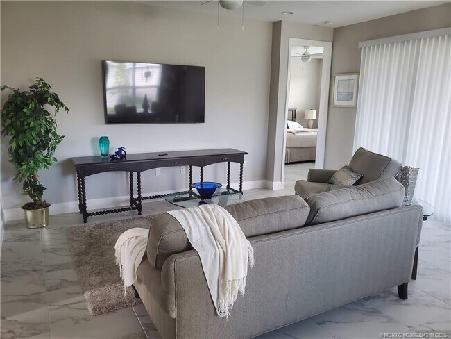 Foto del edificio - 11826 SW Oceanus Blvd