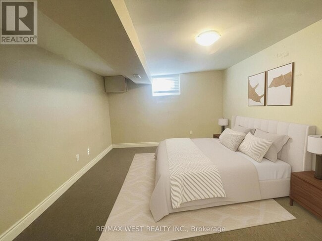 Building Photo - 25 Coronado Ct