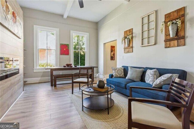 Foto del edificio - 4162 Emory St NW