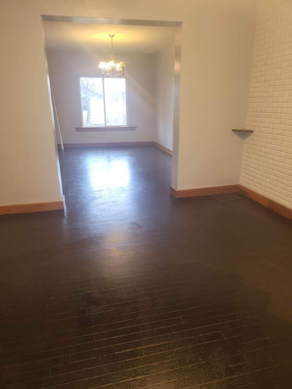 Foto del edificio - 115 E 2nd Ave