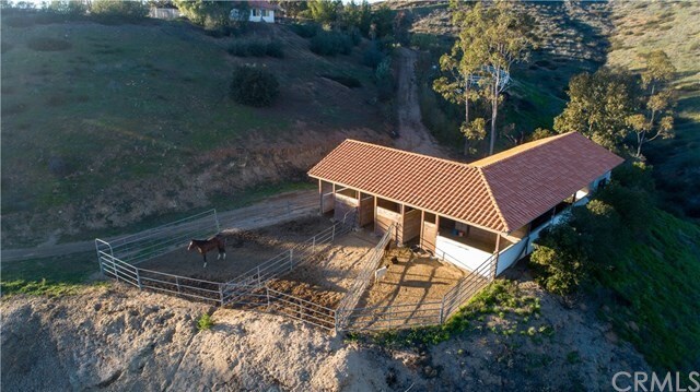 Building Photo - 33800 Black Mountain Rd
