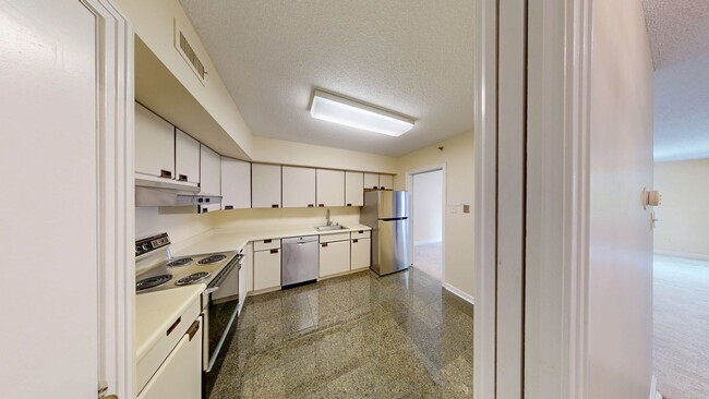 Photo - Nice One Bed + One Bath in Luxury Secure Doorman Bldg Apartment
