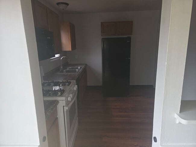 Building Photo - 417 Mathews Rd