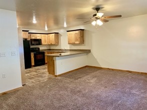 Building Photo - 2565 Westwood Lp