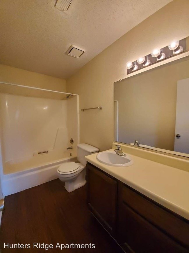Building Photo - 4015 Hunters Ridge Dr SW