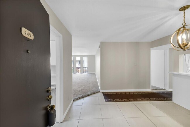 Foto del edificio - 4641 Wild Indigo St