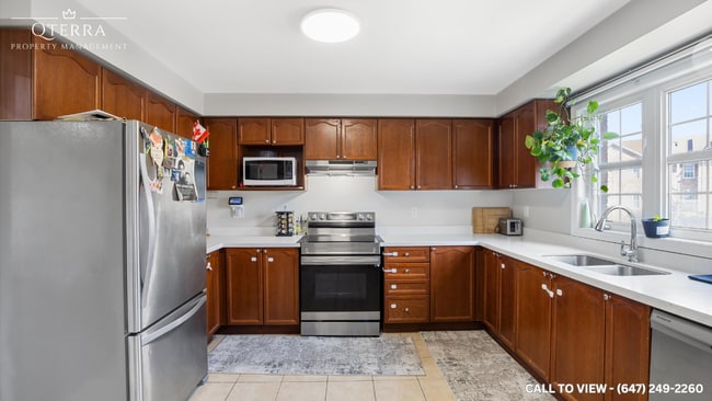 Building Photo - 72 Huxtable Ln