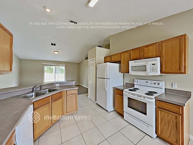Foto del edificio - 1791 Oakgrove Ave
