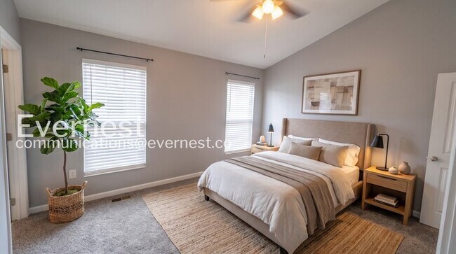 Foto del edificio - 5944 Bridgehampton Dr