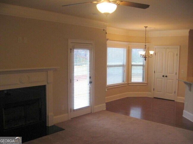 Foto del edificio - 29 Oatgrass Dr