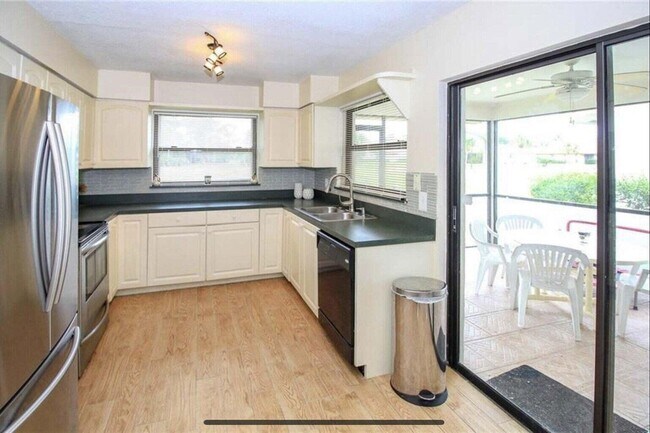 Foto del edificio - 2525 SW Egret Pond Cir