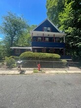 Building Photo - 55 Garden Ave