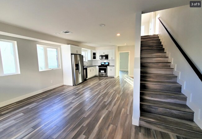 Foto del edificio - 803 N Kingsley Dr