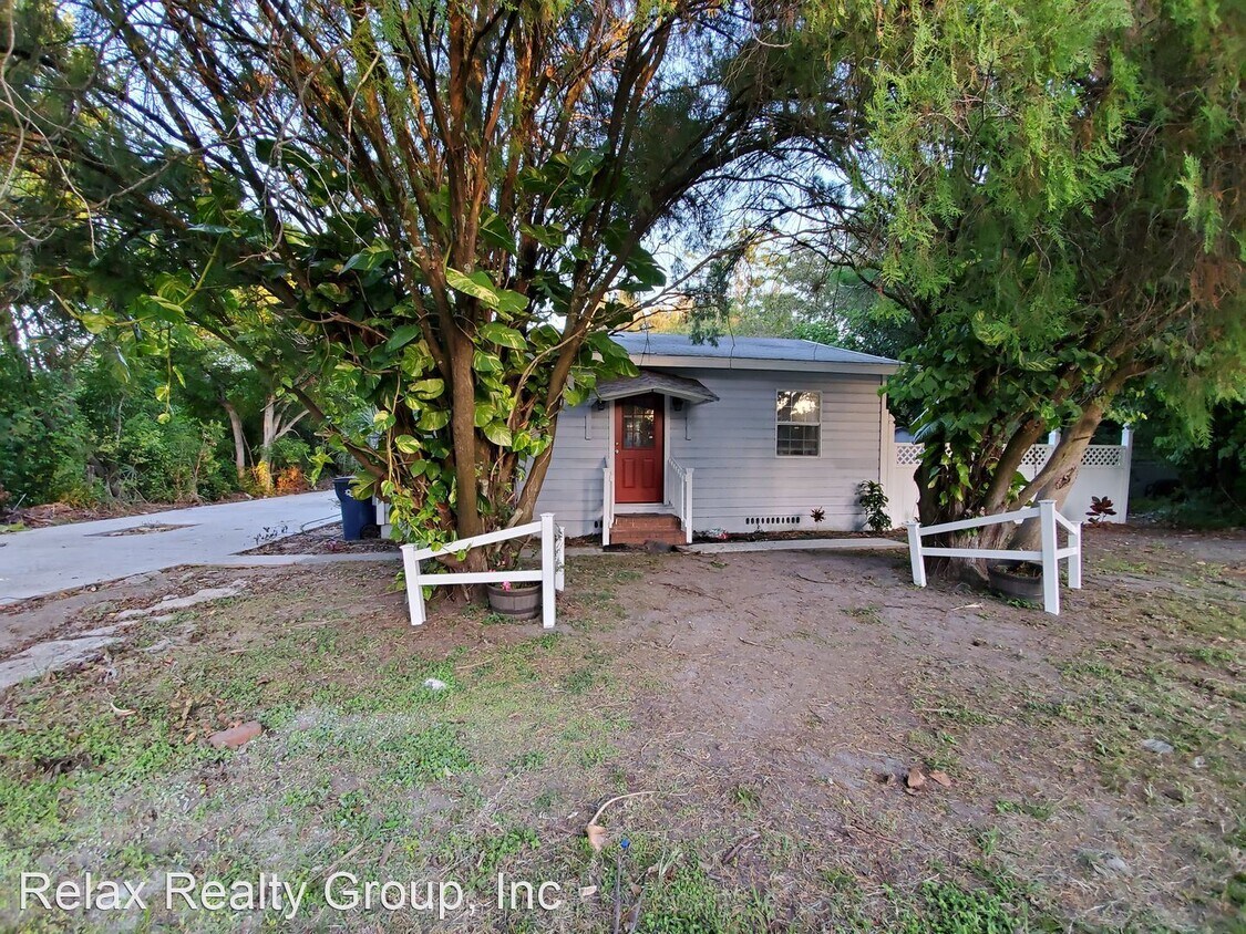 Primary Photo - 5005 31st St W