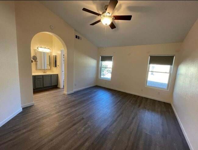 Building Photo - 4614 W Kitty Hawk