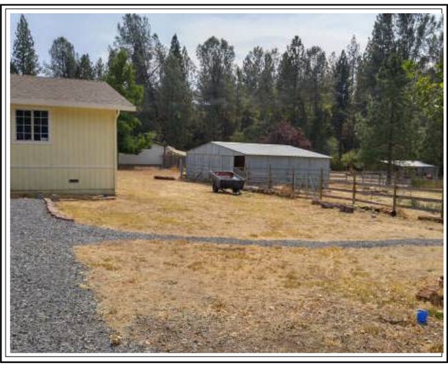 Foto del edificio - 3092 Buckboard Rd