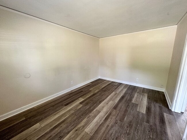 Photo - 108-110 Kilbourne Rd (Columbia, SC) Townhome