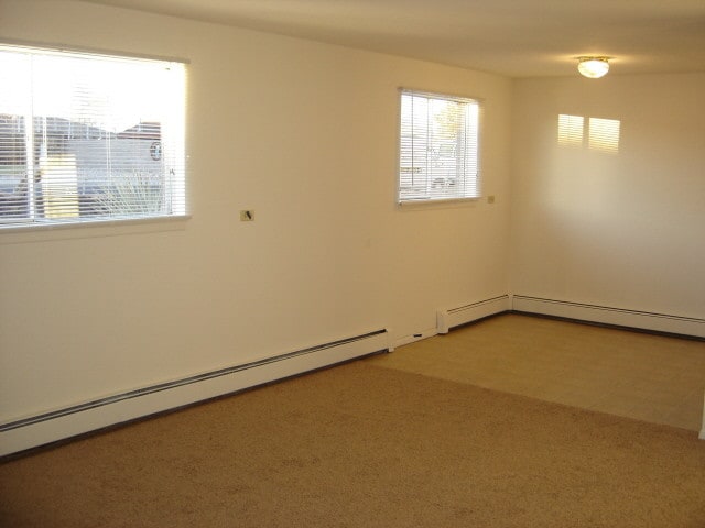 Building Photo - 1534 Diana Dr