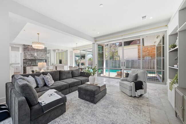 Foto del edificio - 2615 Yupon St