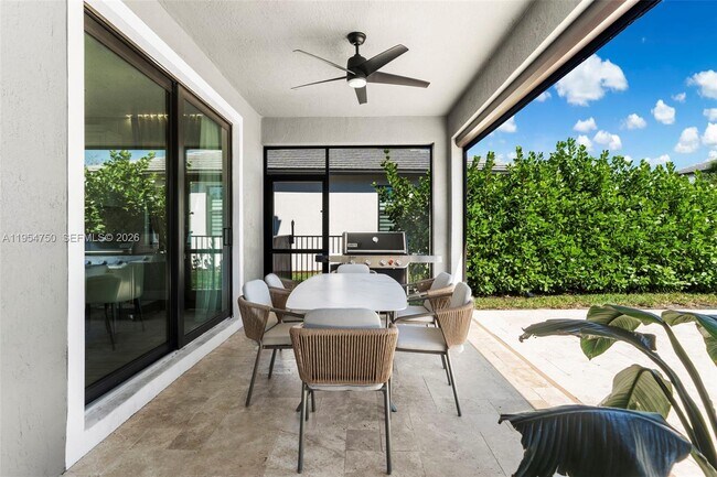 Foto del edificio - 4642 Pinehurst Trl W