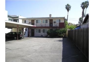 Rear Apartments - 90 S Meredith Ave