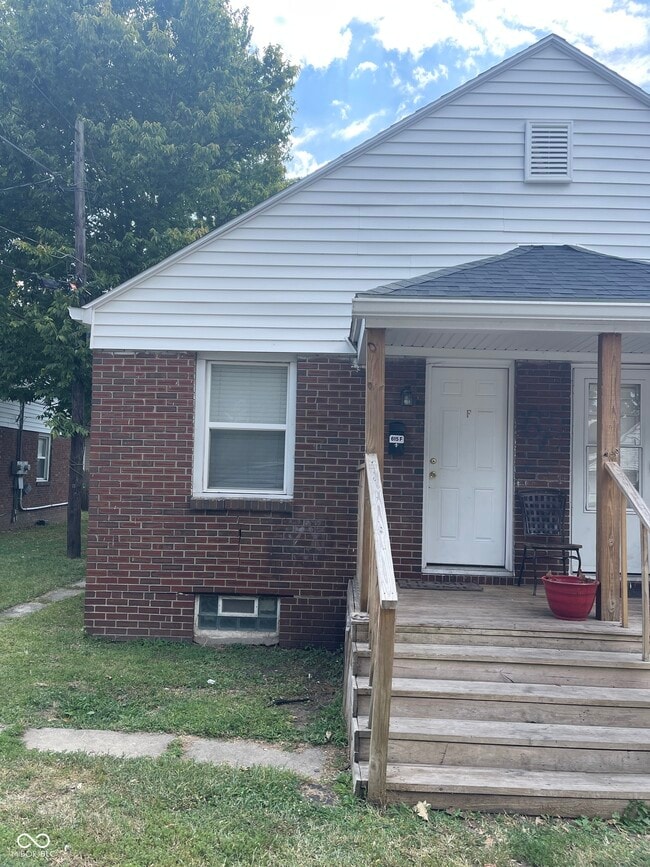 Building Photo - 615 N Tibbs Ave