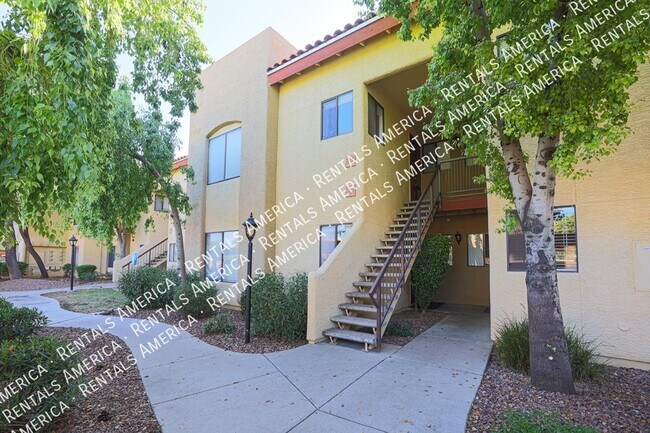Building Photo - ***Move in special- 1st month Free***