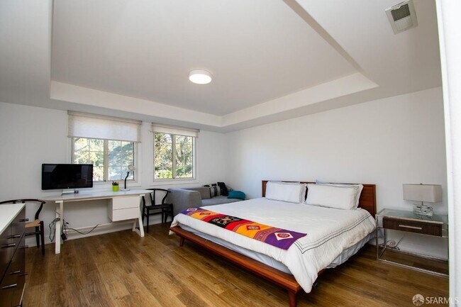 Foto del edificio - 127 Knockash Hill