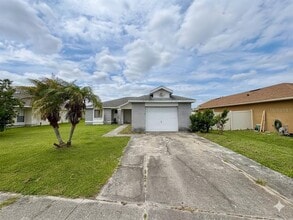 Building Photo - 1015 Ocala Woods Ln