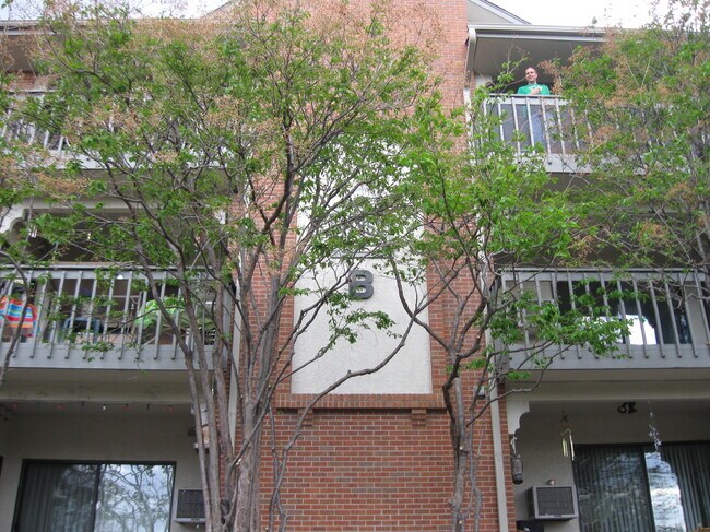 Foto del edificio - 13950 E Oxford Plz