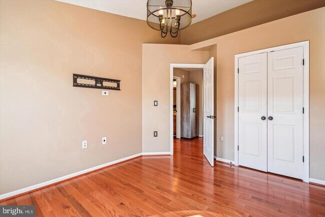 Foto del edificio - 16368 Gangplank Ln