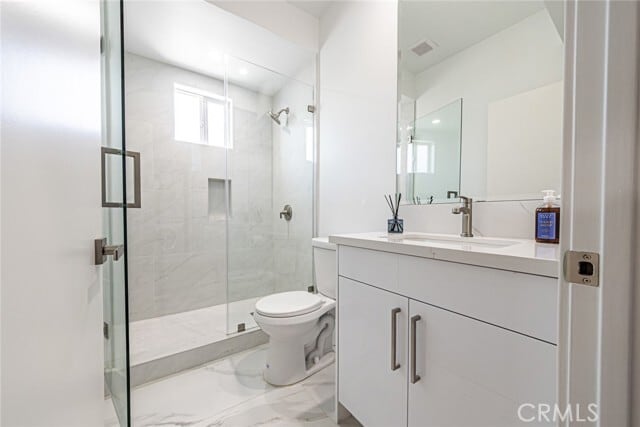 Foto del edificio - 4445 Auckland Ave