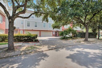 Building Photo - 1319 Rosalie St