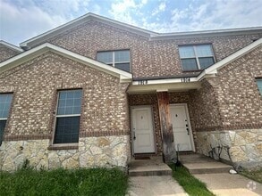 Building Photo - 1918 Timber Oaks Dr