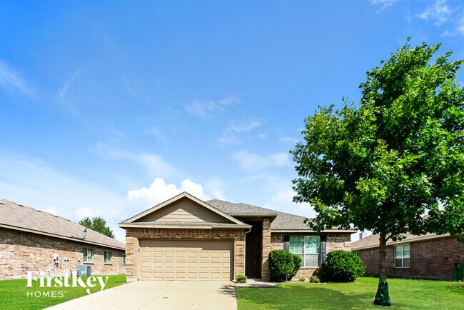 Building Photo - 2911 Thistlewood Dr