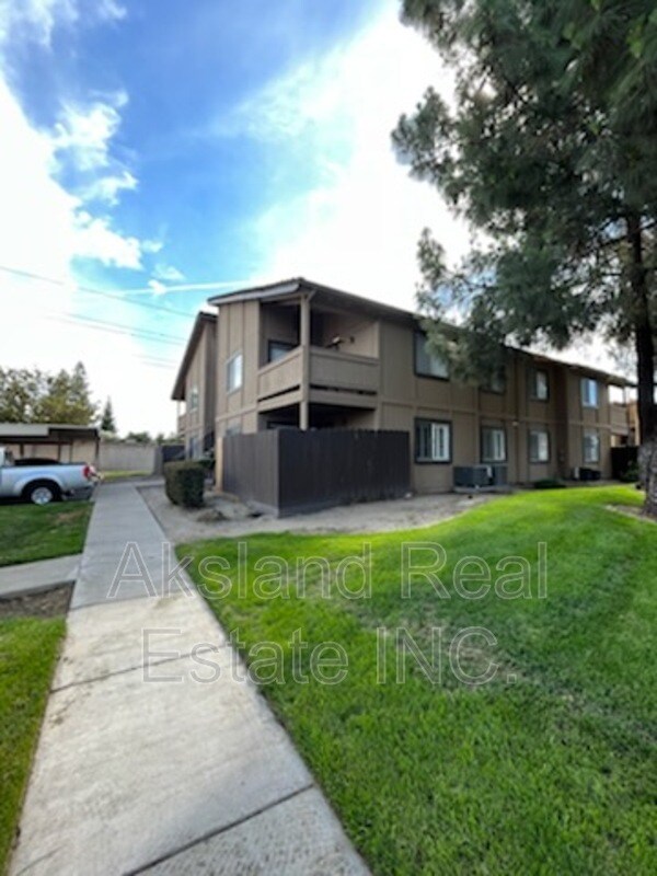 456 Cherry Ln Unit D, Manteca, CA 95337 Condo for Rent in Manteca, CA