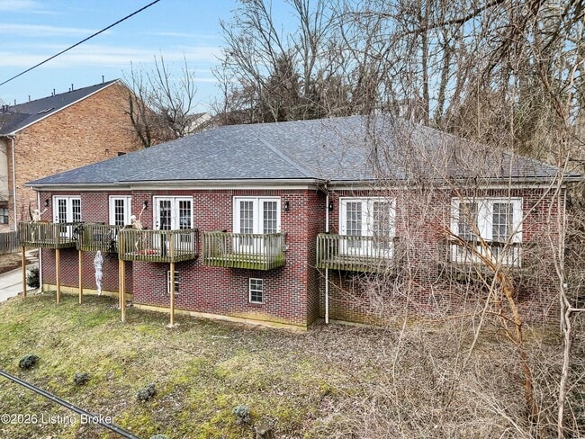 Foto del edificio - 2726 Brownsboro Rd