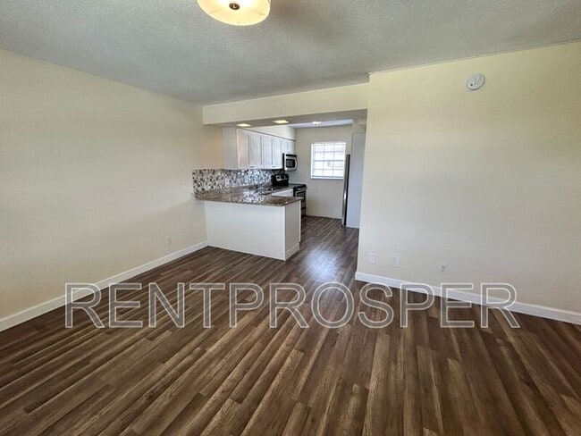 Photo - 5505 Hernandes Dr Apartment