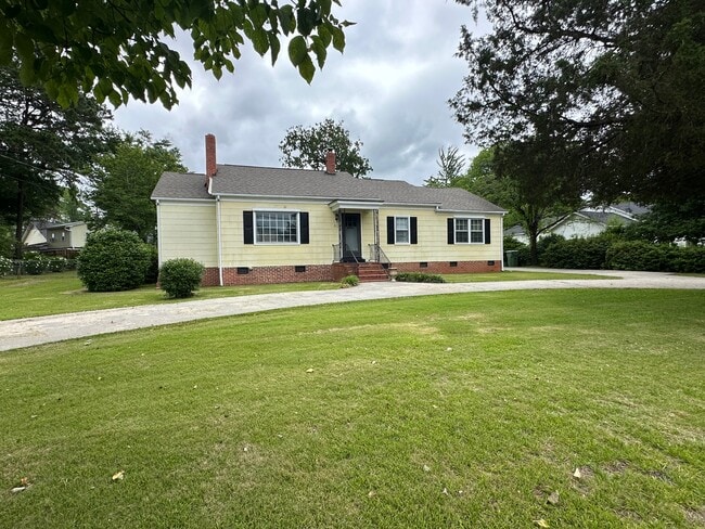 Building Photo - 312 S Cashua Dr