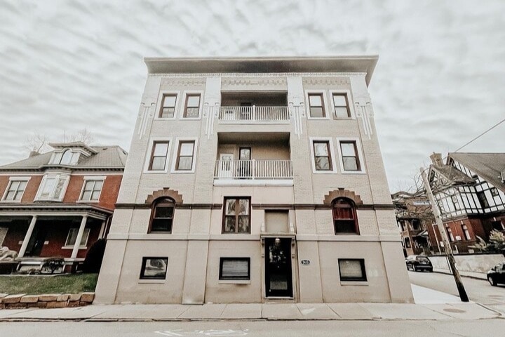 The Ell on Ellsworth (A Hudson Property) - The Ell on Ellsworth (A Hudson Property)