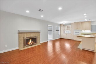 Building Photo - 8136 Spur Ct