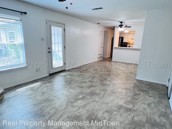 Building Photo - 2 br, 1 bath House - 2925 Fairway Dr.