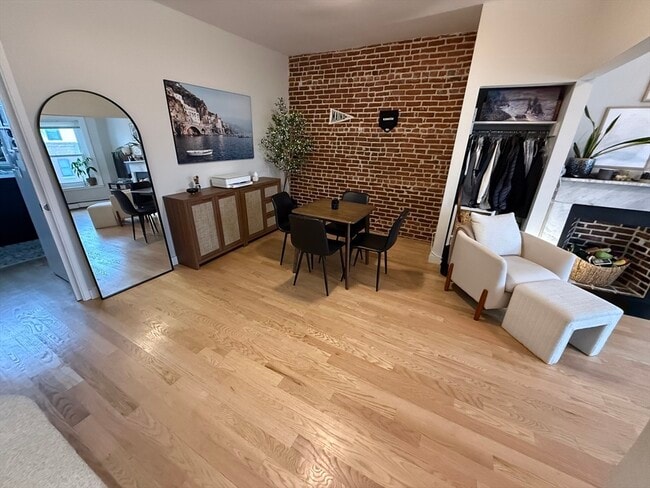 Foto del edificio - 179 Webster St